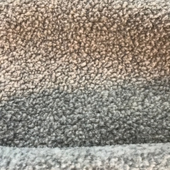 Women’s tan Patagonia zip up - Picture 5 of 7